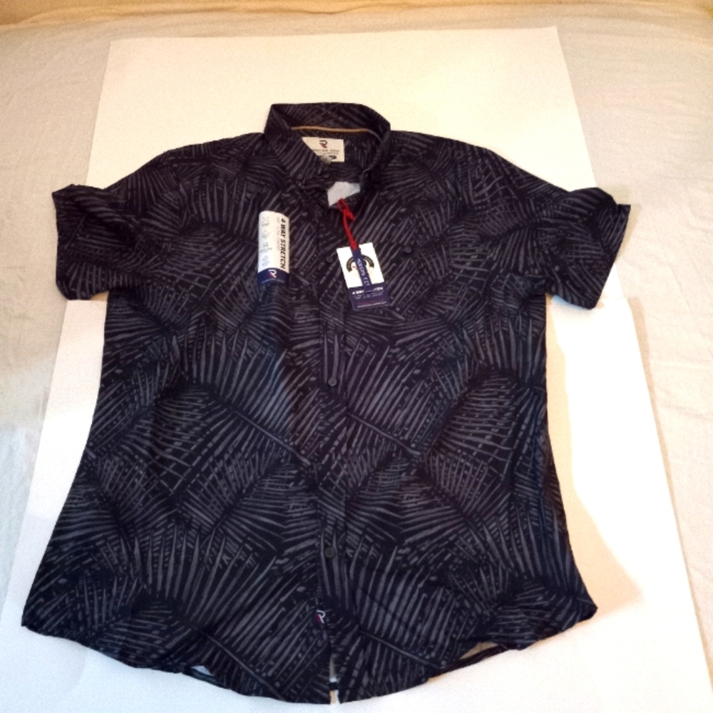 Men Shrit 4 way stretch modern fit Size L/G